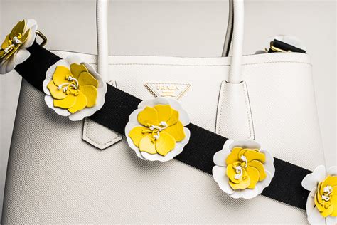 Prada galleria shoulder strap